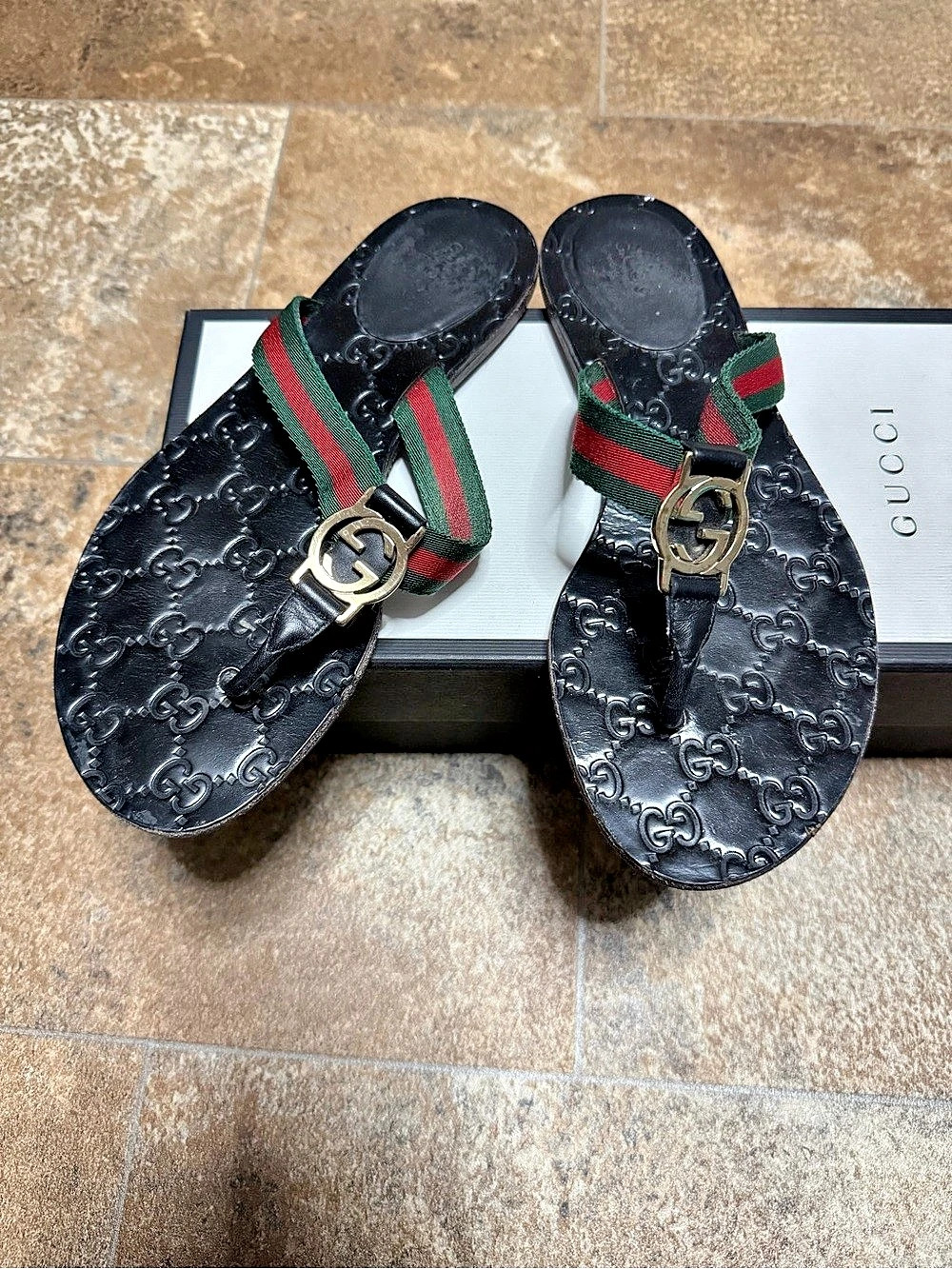 Gucci Kika GG Web Flip Flop Black & Green Sandals